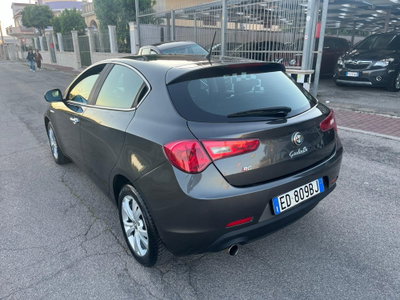 Alfa Romeo Giulietta 1.6 JTDm-2 Distinctive (7)