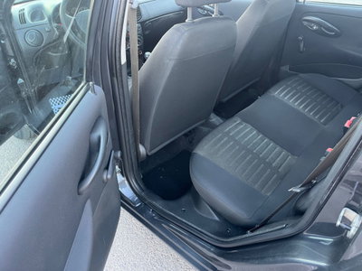 Fiat Punto Classic 1.2 5 porte Active GPL (14)