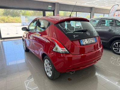 Lancia Ypsilon 1.3 MJT 16V 95 CV 5 porte S&S Gold (2)