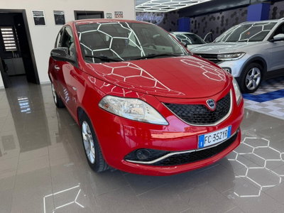 Lancia Ypsilon 1.3 MJT 16V 95 CV 5 porte S&S Gold (5)