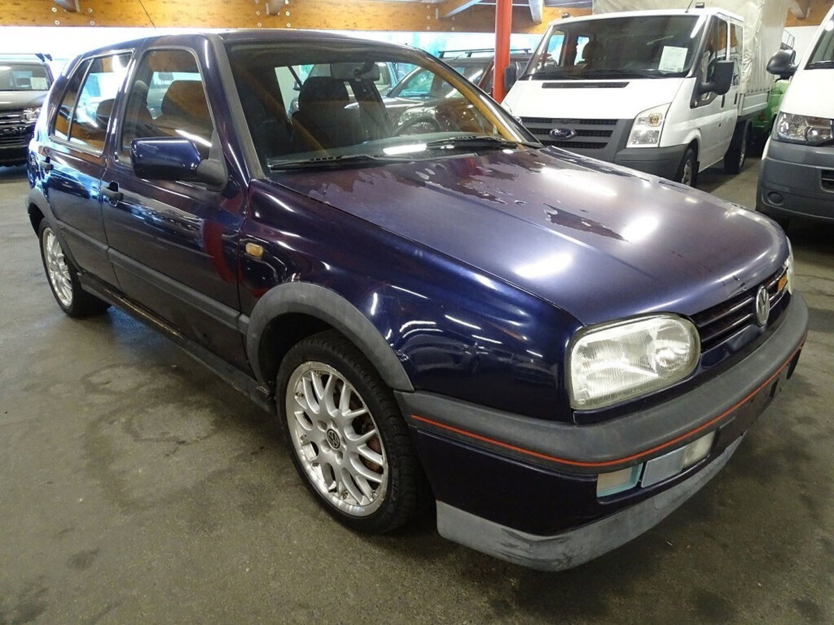Volkswagen Golf 2.0 16V cat 3 porte GTI (2)