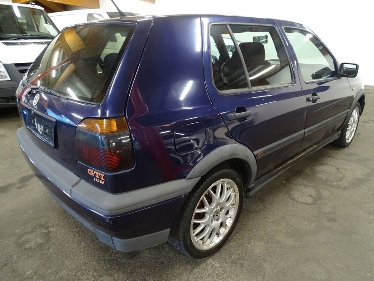 Volkswagen Golf 2.0 16V cat 3 porte GTI (3)