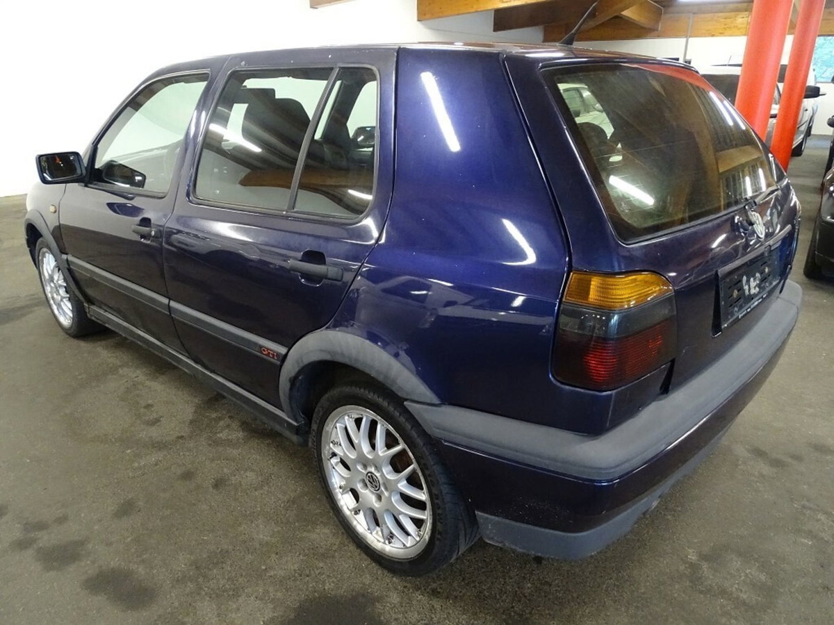 Volkswagen Golf 2.0 16V cat 3 porte GTI (4)