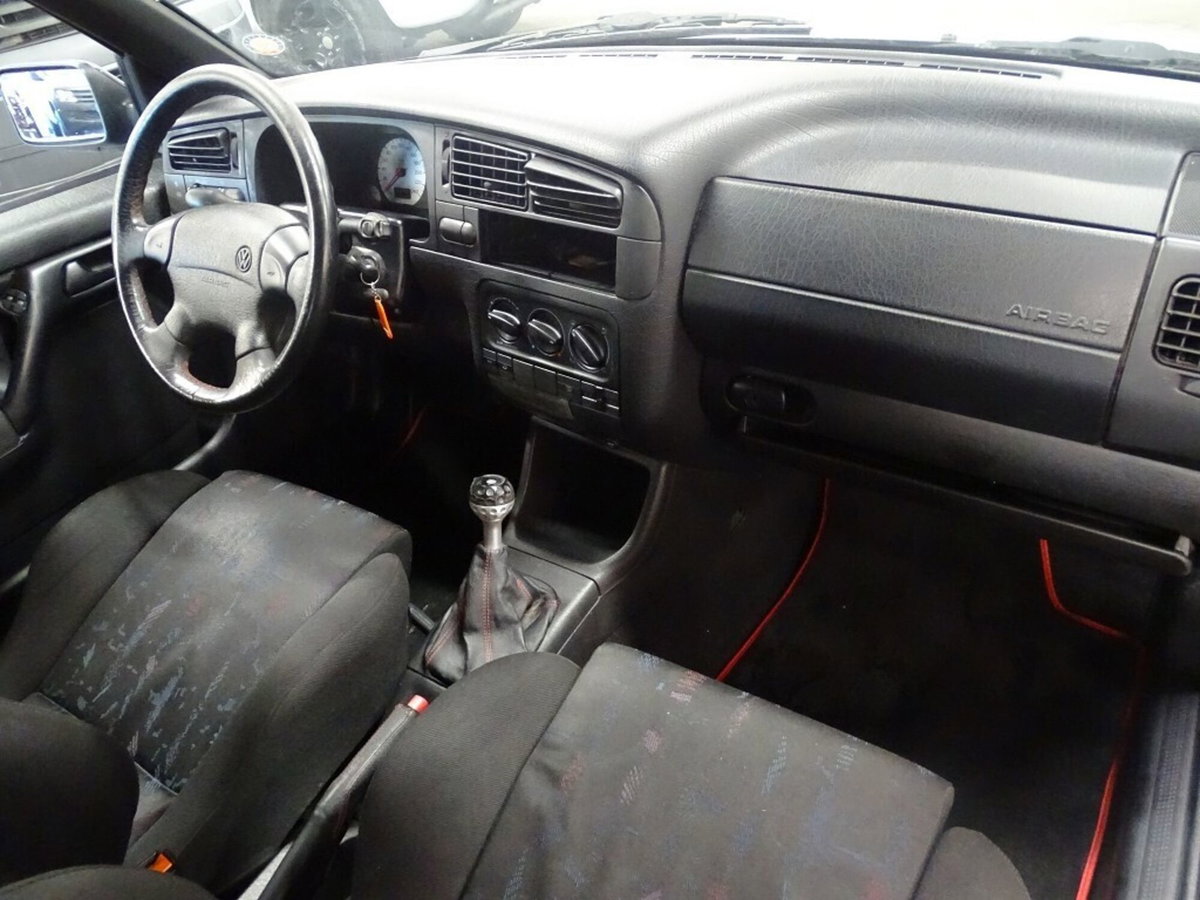 Volkswagen Golf 2.0 16V cat 3 porte GTI (7)