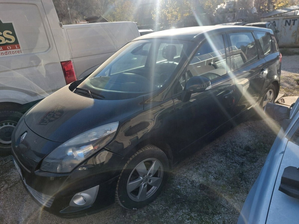 Renault Scenic E-Tech Electric 1.5 dCi 110CV Attractive