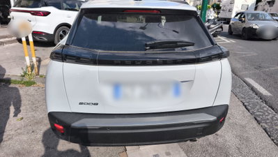 Peugeot 2008 1.2 puretech Allure s&s 100cv (3)