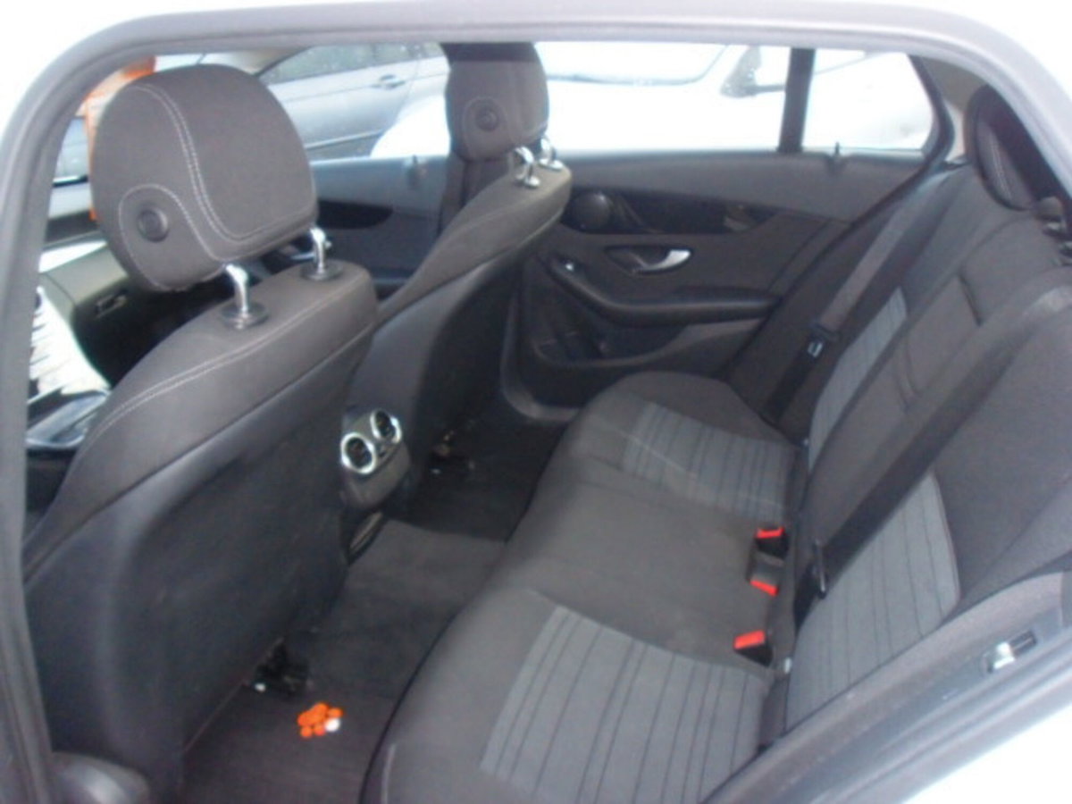 Mercedes-Benz Classe C Station Wagon 200 d Auto Sport Plus (10)