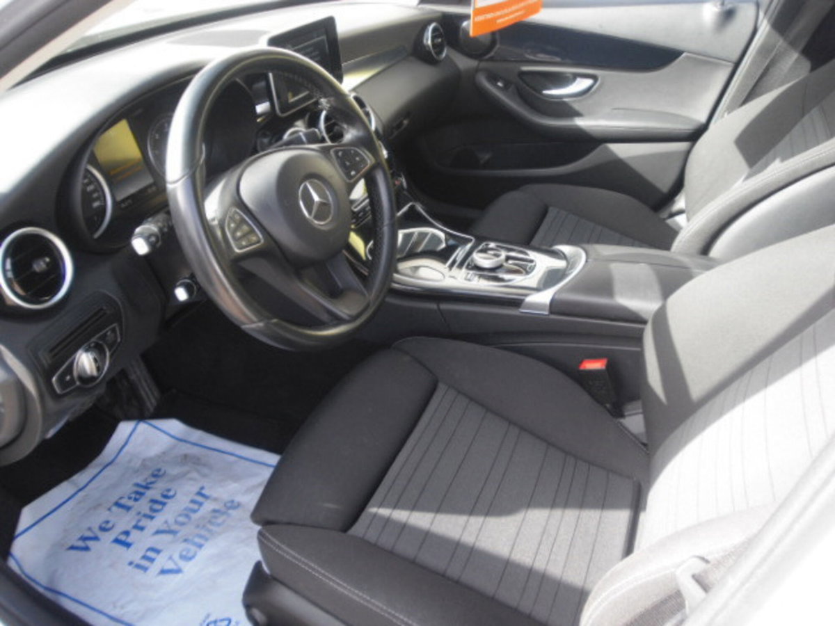 Mercedes-Benz Classe C Station Wagon 200 d Auto Sport Plus (14)