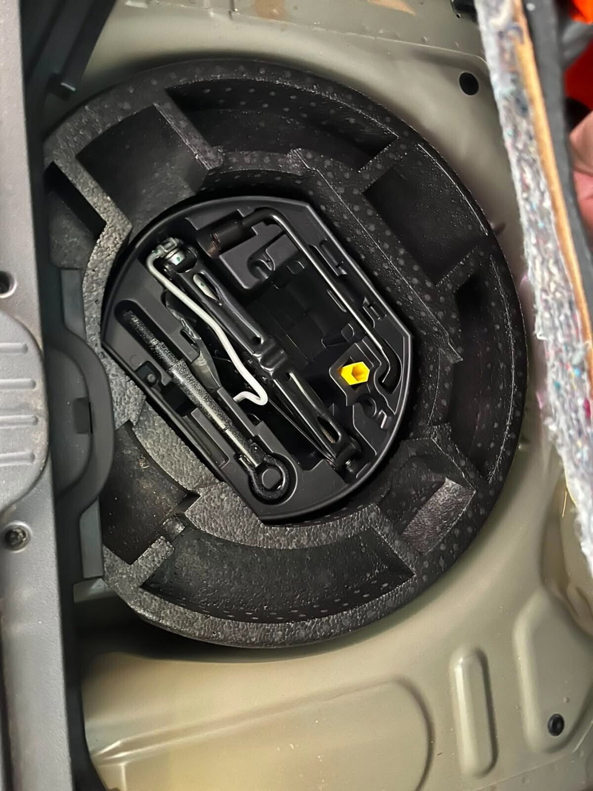 Citroen C3 Picasso PureTech 110 Exclusive (12)