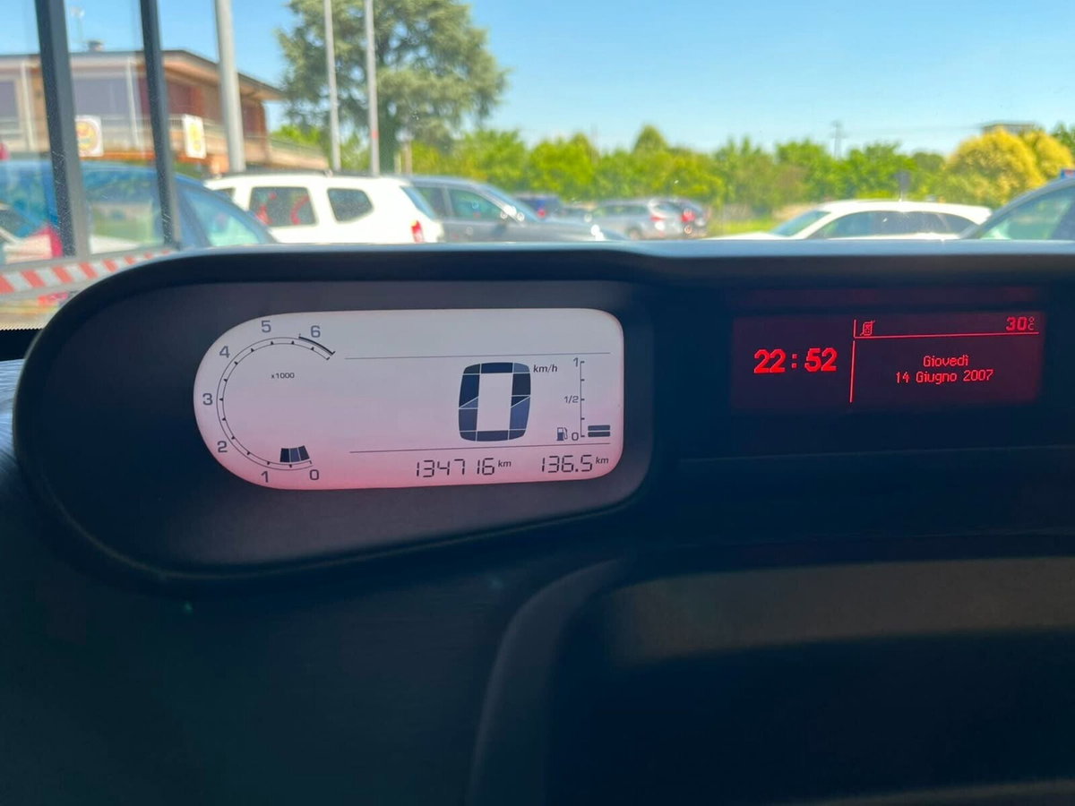 Citroen C3 Picasso PureTech 110 Exclusive (9)