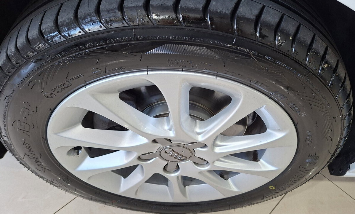 Audi A3 Sportback 2.0 TDI Attraction (12)