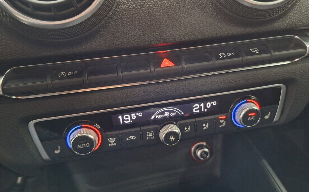 Audi A3 Sportback 2.0 TDI Attraction (16)
