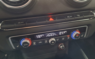 Audi A3 Sportback 2.0 TDI Attraction (16)