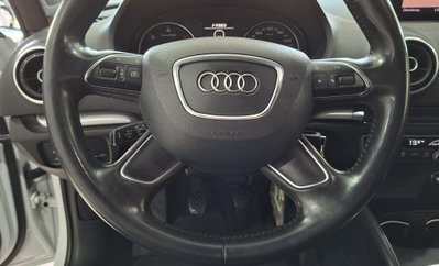 Audi A3 Sportback 2.0 TDI Attraction (18)