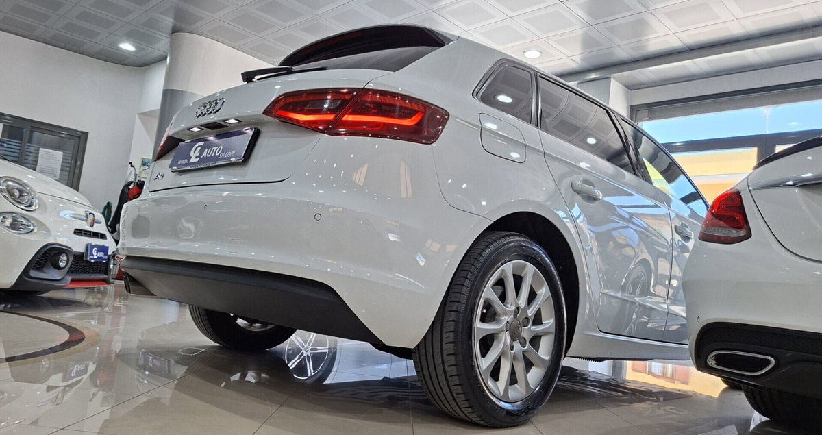 Audi A3 Sportback 2.0 TDI Attraction (5)