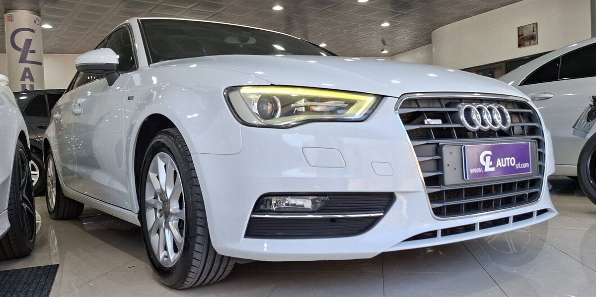 Audi A3 Sportback 2.0 TDI Attraction (6)
