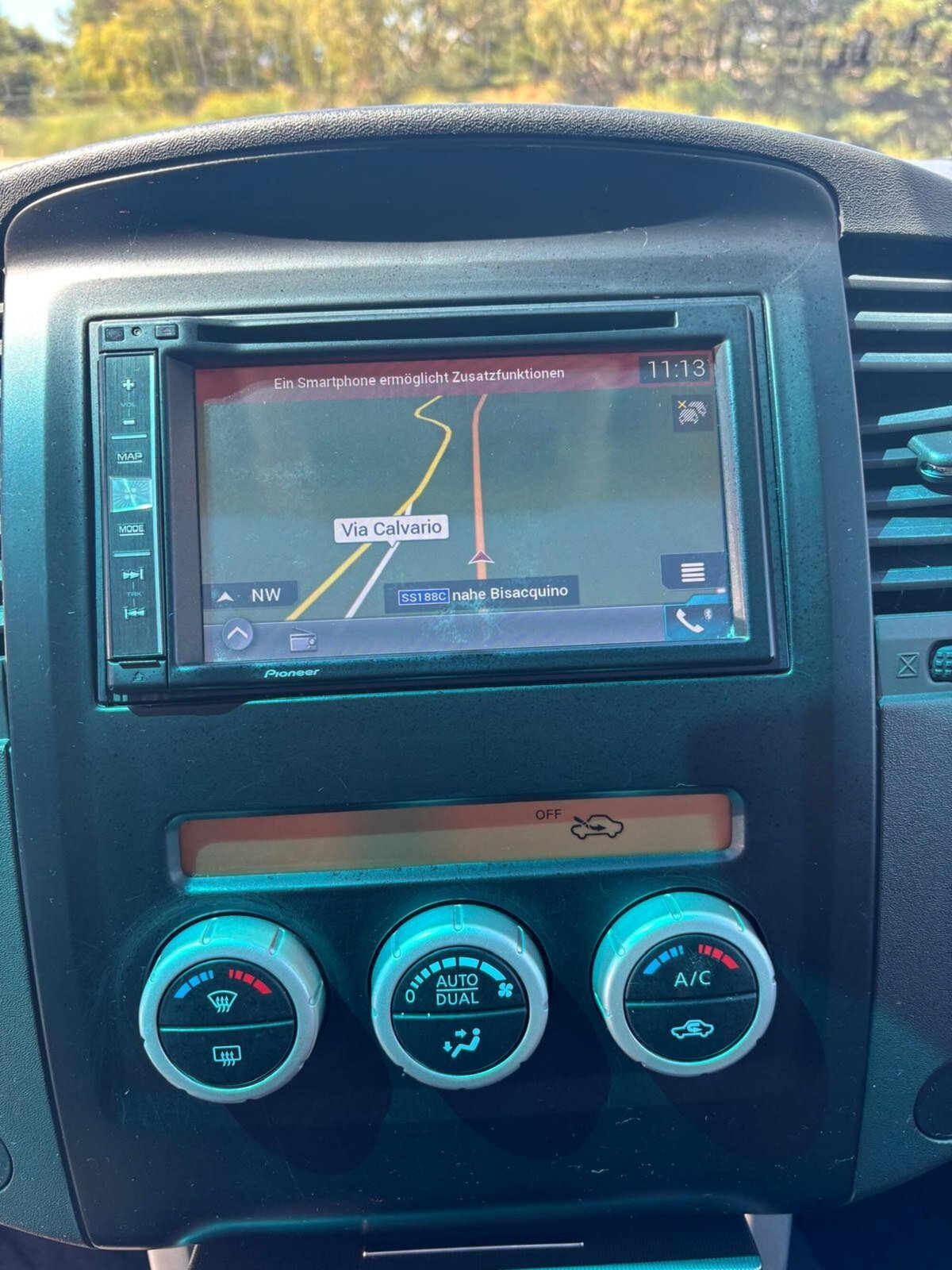 Nissan Navara 2.5 dCi 190CV 4 porte Double Cab LE (17)
