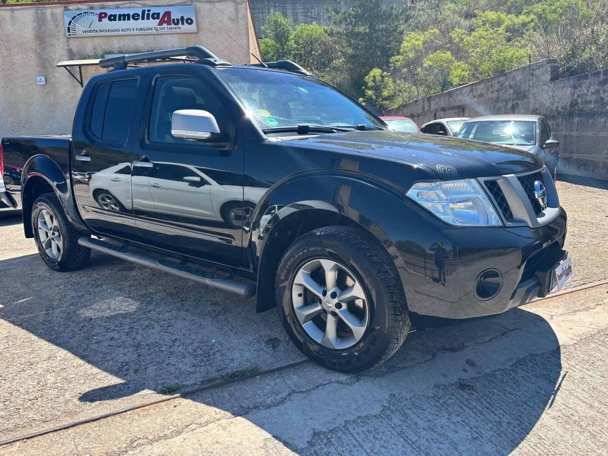Nissan Navara 2.5 dCi 190CV 4 porte Double Cab LE (6)