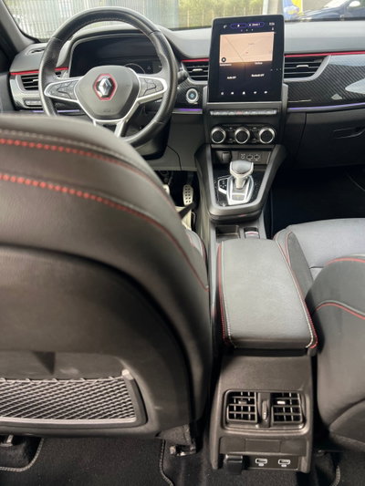 Renault Arkana E-Tech 145 CV R.S.Line Fast Track (12)