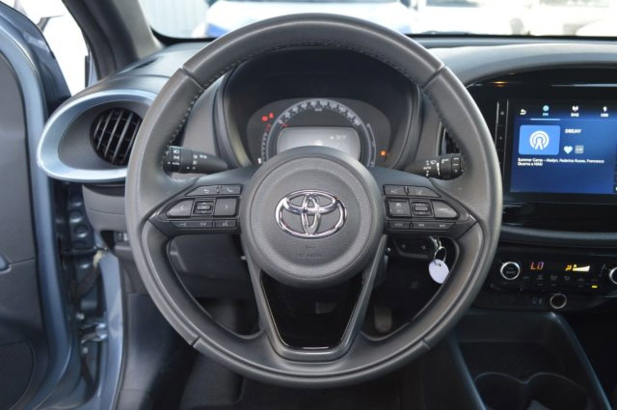 Toyota Aygo X 1.0 VVT-i 72 CV 5p. Undercover S-CVT (10)