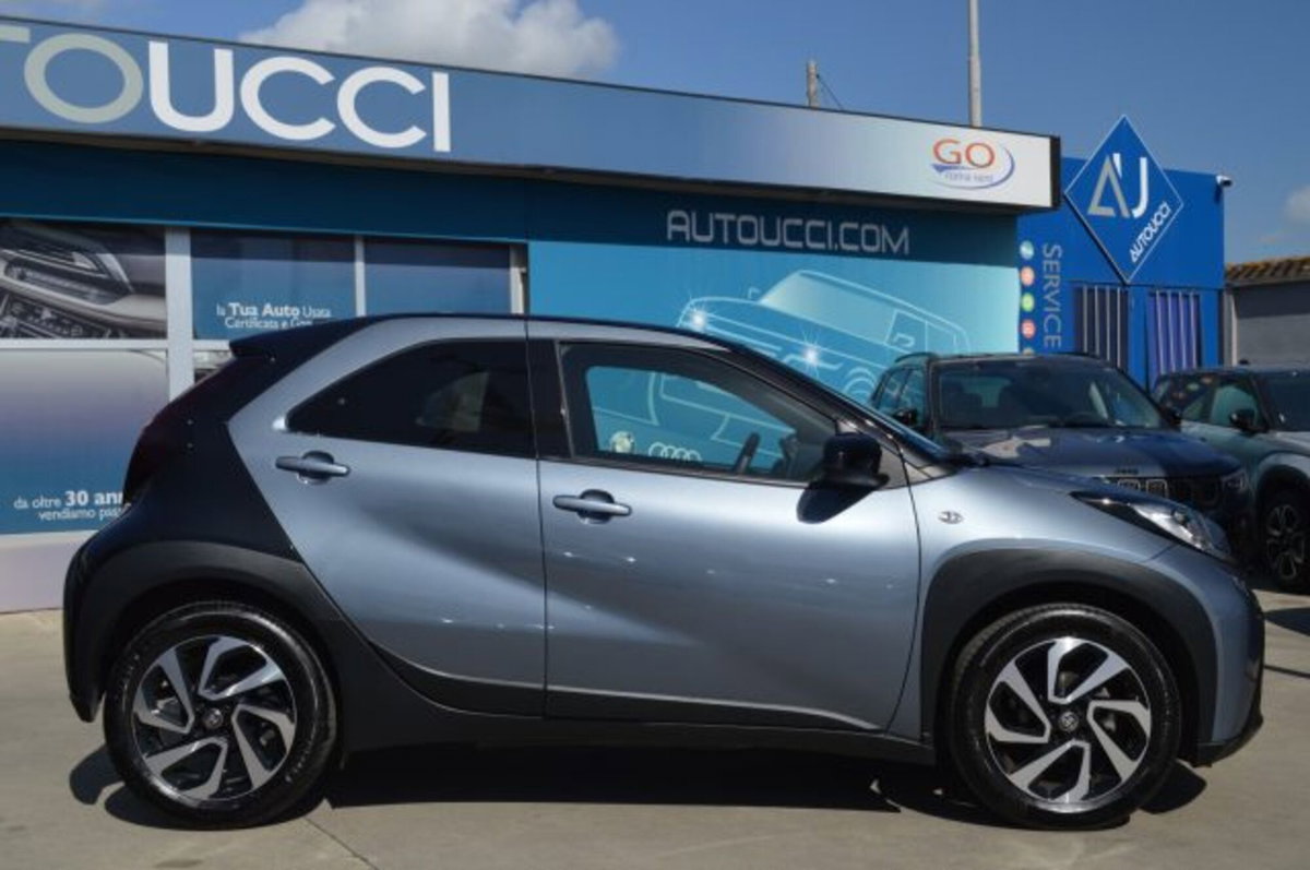Toyota Aygo X 1.0 VVT-i 72 CV 5p. Undercover S-CVT (20)