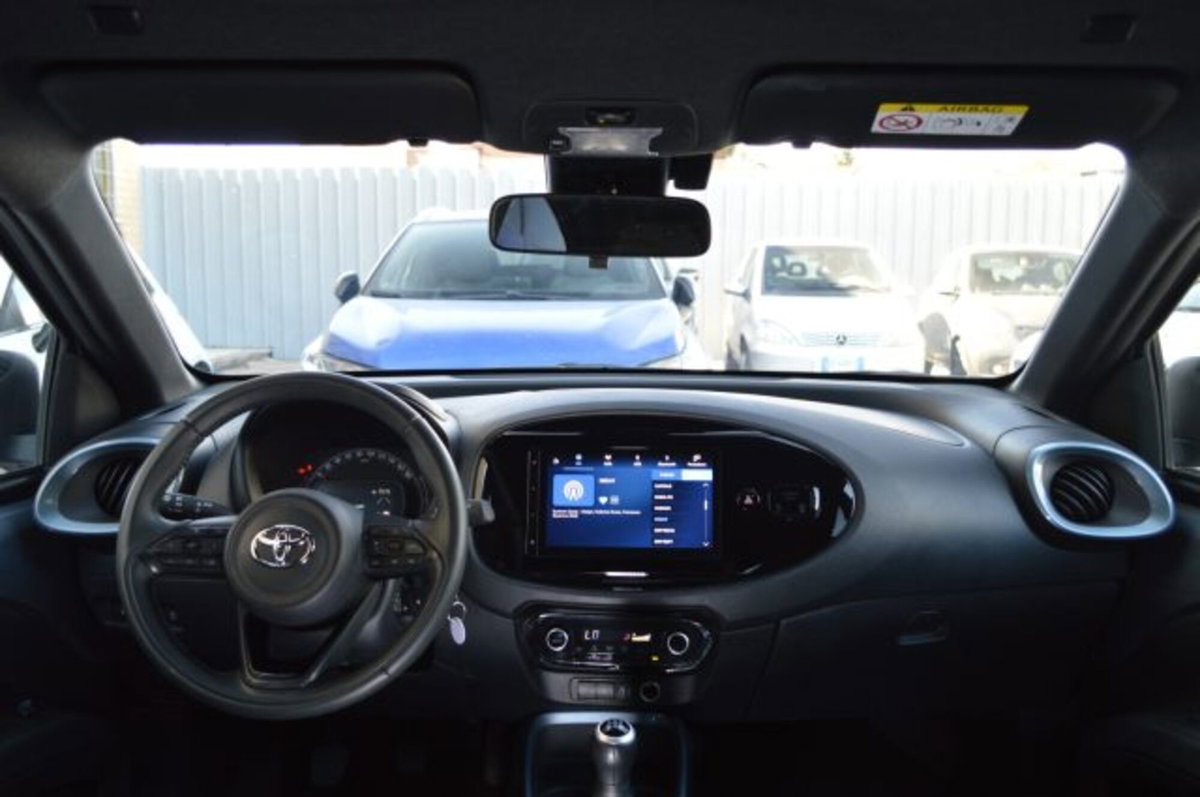 Toyota Aygo X 1.0 VVT-i 72 CV 5p. Undercover S-CVT (7)