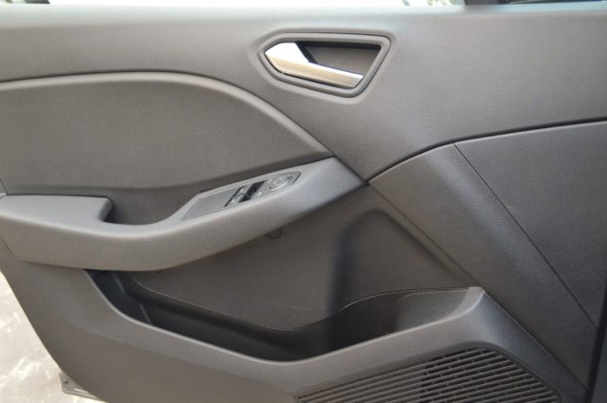 Renault Clio TCe 90 CV 5 porte Equilibre (14)