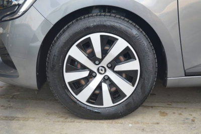 Renault Clio TCe 90 CV 5 porte Equilibre (18)