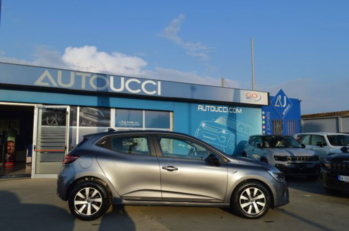 Renault Clio TCe 90 CV 5 porte Equilibre (2)
