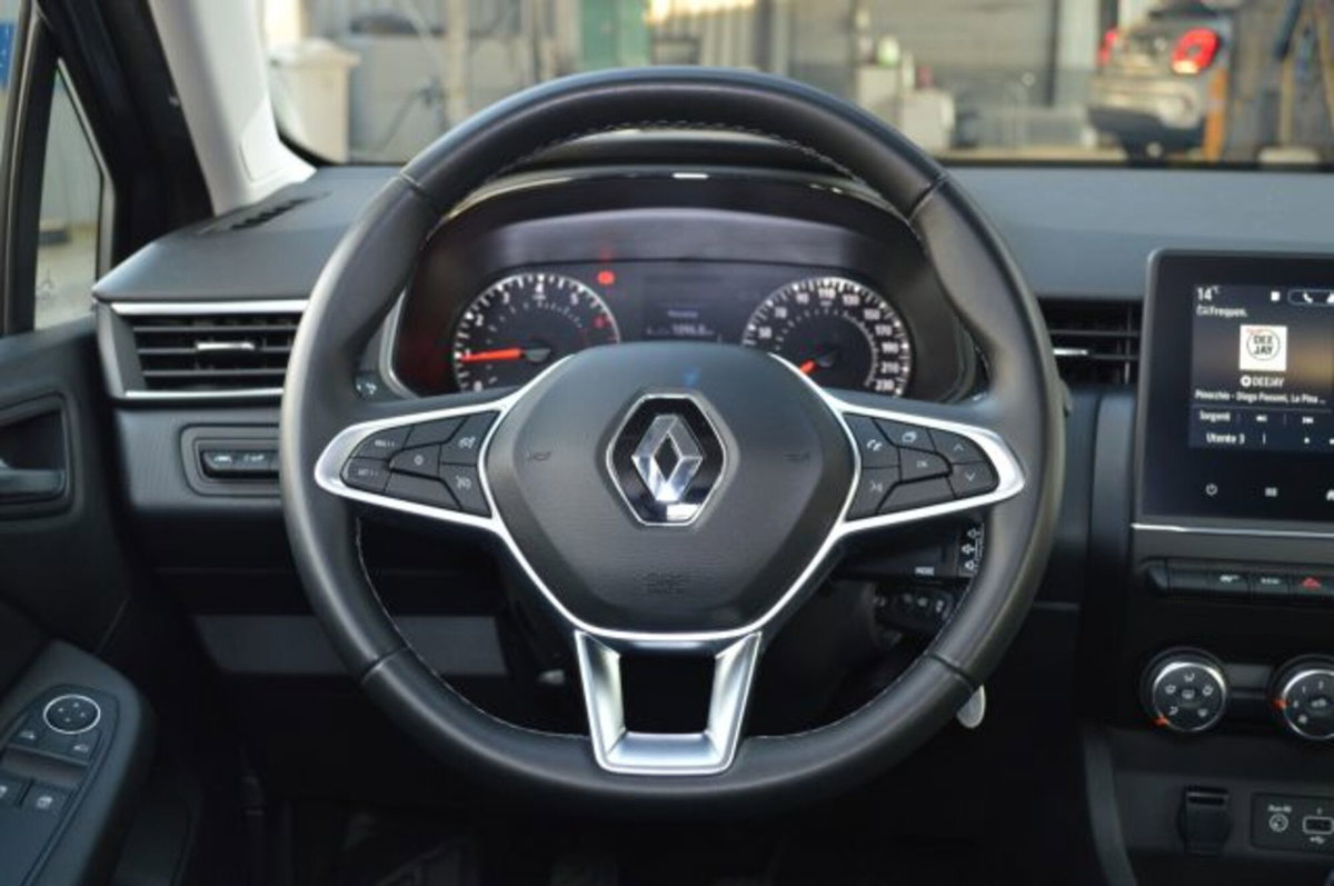 Renault Clio TCe 90 CV 5 porte Equilibre (9)