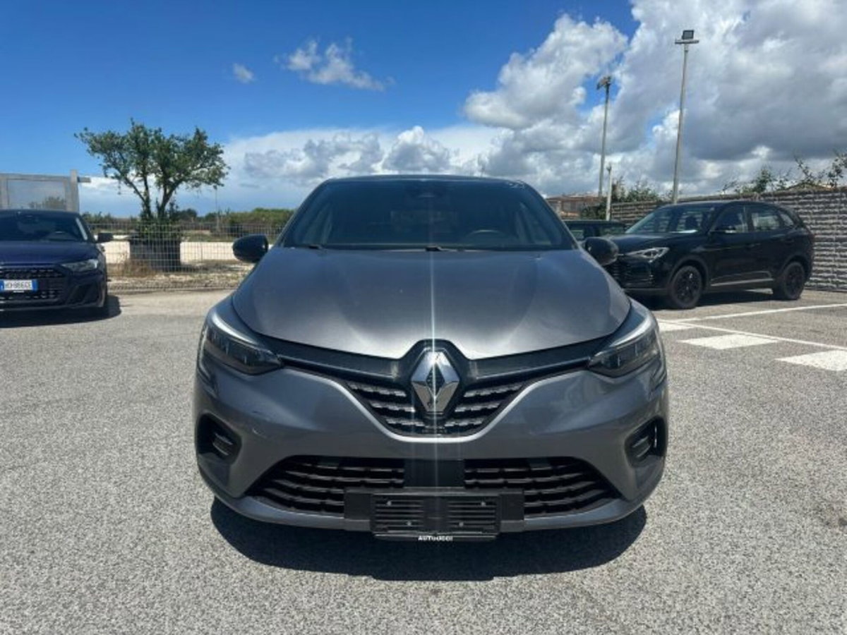 Renault Clio 1.0 tce Techno Gpl 100cv (4)
