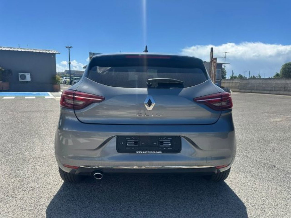Renault Clio 1.0 tce Techno Gpl 100cv (5)