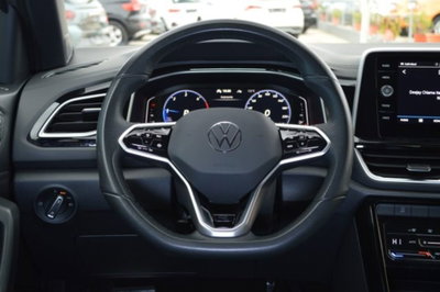 Volkswagen T-Roc 2.0 tdi R-Line 4motion 150cv dsg (10)