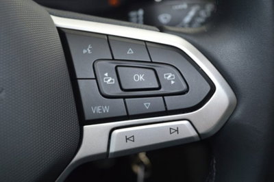 Volkswagen Taigo 1.0 tsi R-Line 115cv (14)