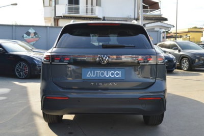 Volkswagen Tiguan 2.0 tdi Elegance 150cv dsg (6)