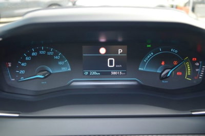 Peugeot 208 50 kWh Allure (11)