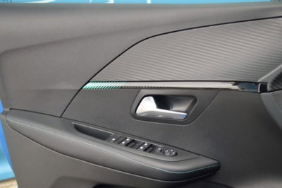 Peugeot 208 50 kWh Allure (15)