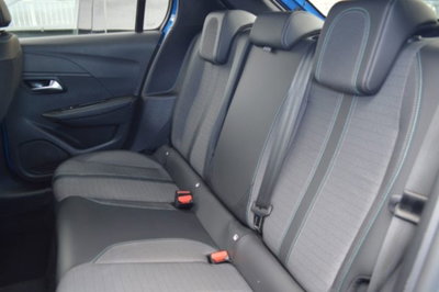 Peugeot 208 50 kWh Allure (9)