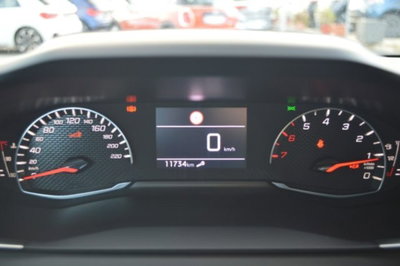 Peugeot 208 1.2 puretech Active s&s 100cv (11)