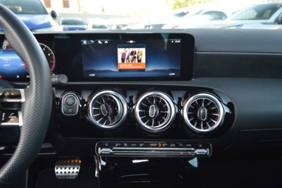 Mercedes-Benz Classe A Sedan 180 AMG Line Premium Plus auto (11)