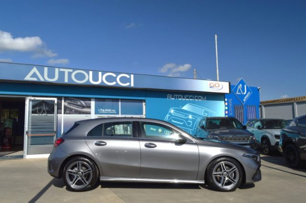 Mercedes-Benz Classe A Sedan 180 AMG Line Premium Plus auto (2)