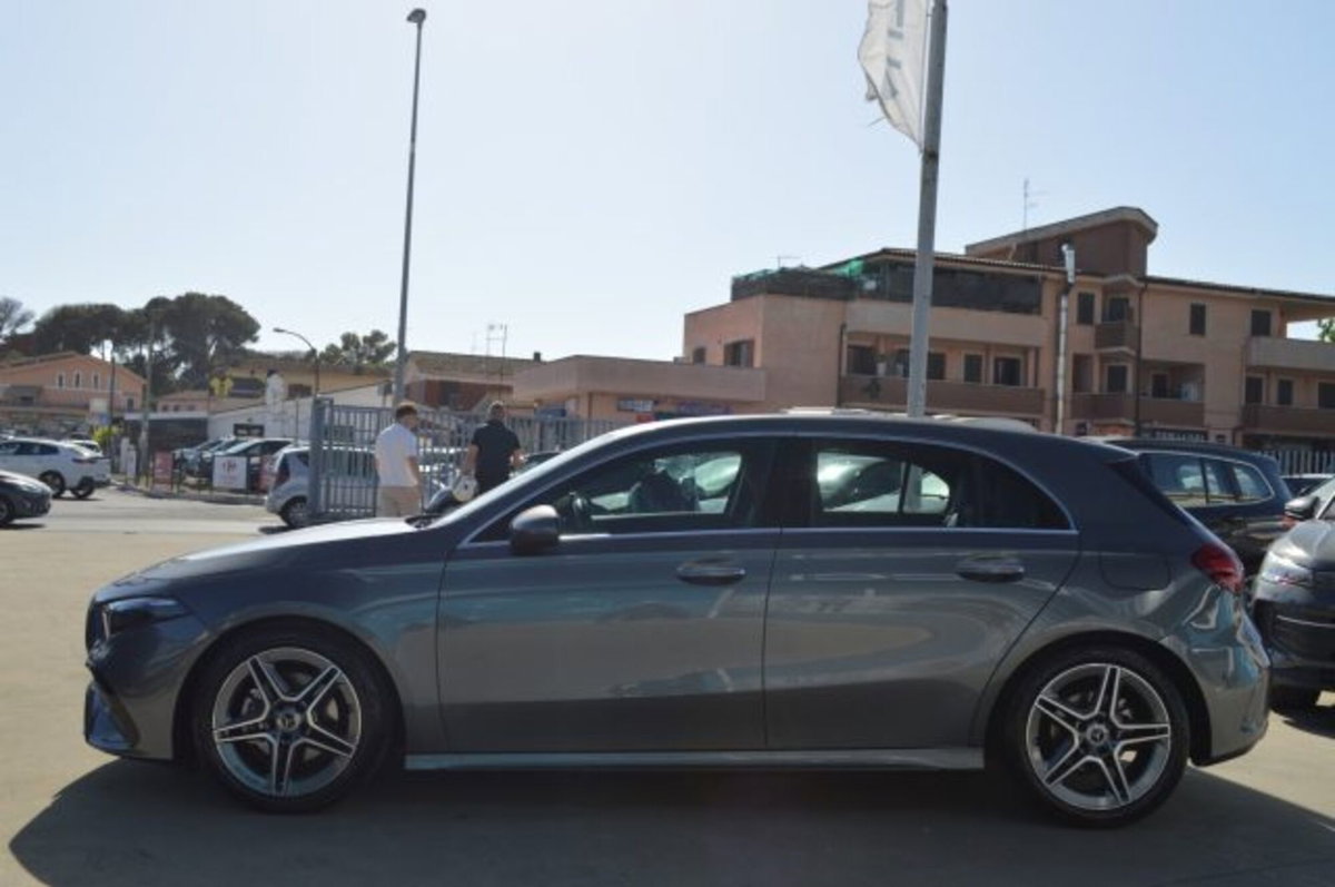 Mercedes-Benz Classe A Sedan 180 AMG Line Premium Plus auto (5)