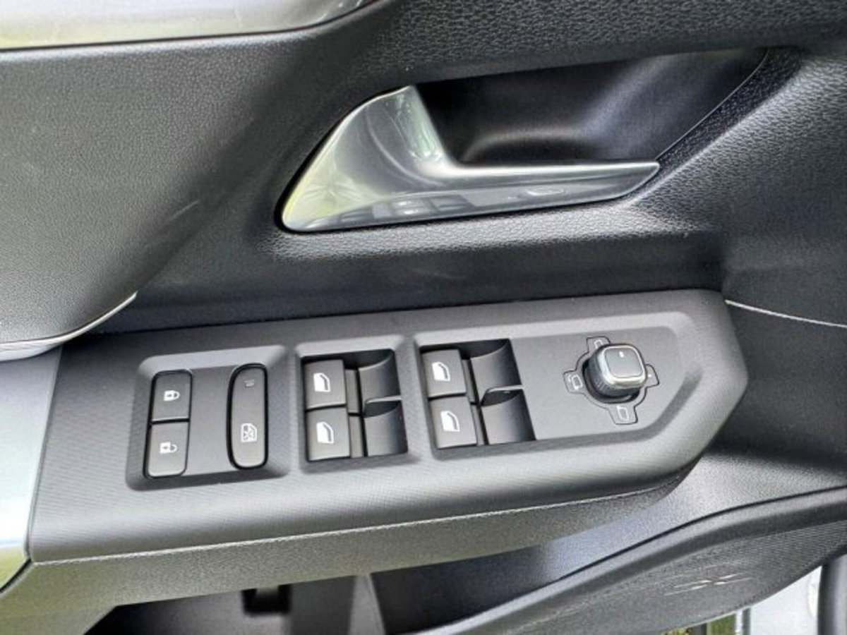 Jeep Compass 1.2 turbo e-hybrid mhev First Edition fwd 145cv edct6 (17)