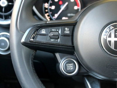 Alfa Romeo Giulia 2.2 Turbodiesel 190 CV AT8 Ti (20)