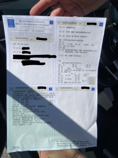 Renault Clio Full Hybrid E-Tech 140 CV 5 porte Zen (4)