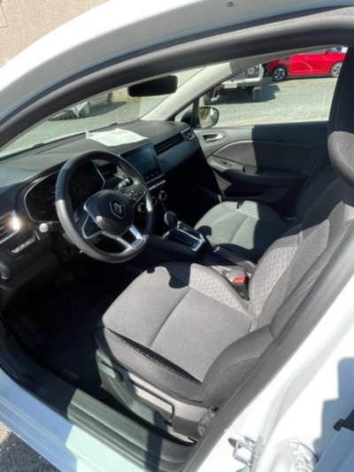 Renault Clio Full Hybrid E-Tech 140 CV 5 porte Zen (5)