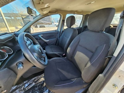 Dacia Duster 1.6 115CV Start&Stop 4x4 Ambiance (12)