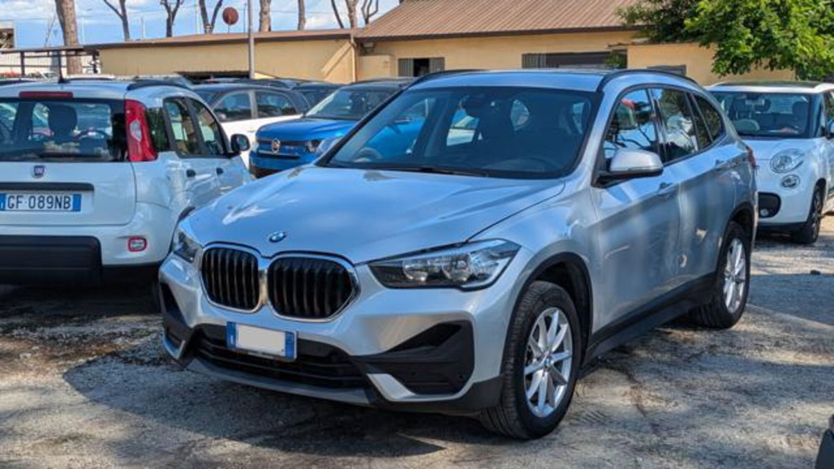 BMW X1 sDrive 18i Msport (2)