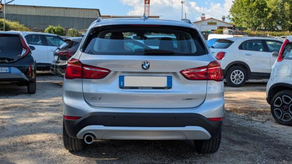 BMW X1 sDrive 18i Msport (17)