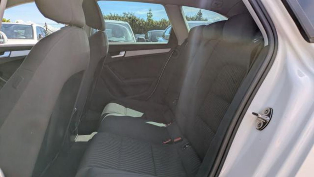 Audi A4 Avant 2.0 TDI 177CV (10)